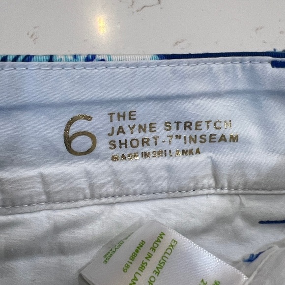 Lilly Pulitzer Jayne Stretch Shorts Deep Indigo Joy Ride Elephant Print - Picture 6 of 12